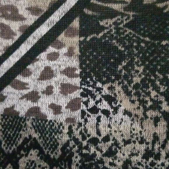 Woman 3/4 sleeve top - Picture 4 of 4